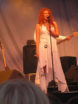 annikahud.jpg